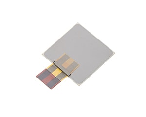 执行器: PiezoListen™：具有宽动态范围的超薄压电扬声器