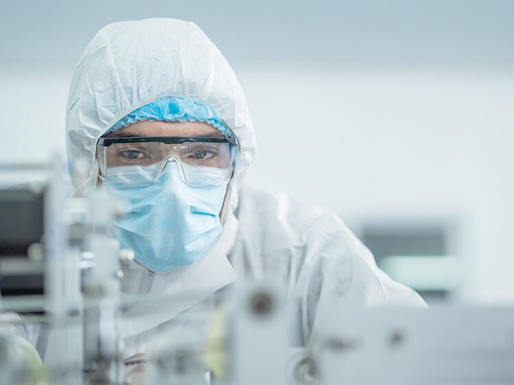 A person who inspects at the factory